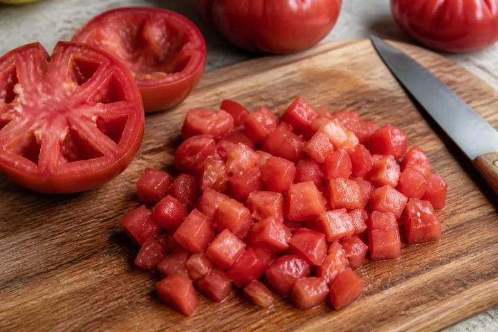 Corte o tomate